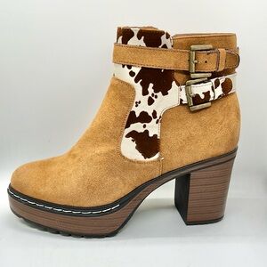Like New Brown and White Ankle Boots With Cowhide Print Platform Heels size 9